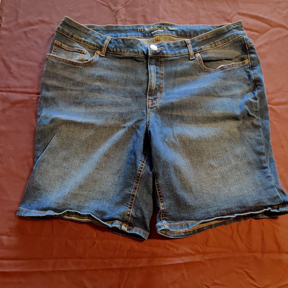 Maurices Blue Bermuda Style Short Size 20